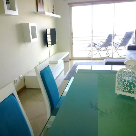 Appartement One Bedroom With Sea View Shared Pool And Balcony At 1 Km Away From The Albufeira