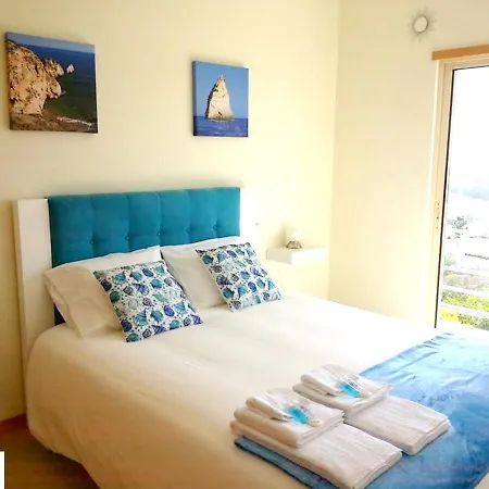 Apartamento One Bedroom With Sea View Shared Pool And Balcony At 1 Km Away From The Albufeira